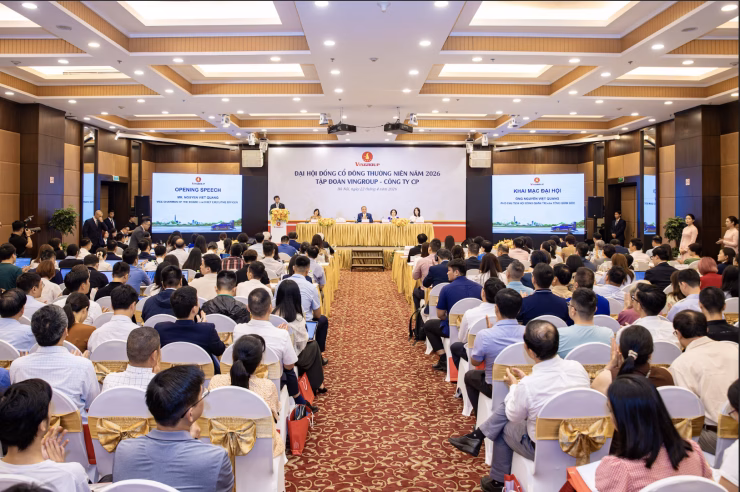 Lãnh đạo Vingroup làm rõ vai trò của doanh nghiệp trong việc phối hợp cùng Nhà nước triển khai hạ tầng quốc gia.