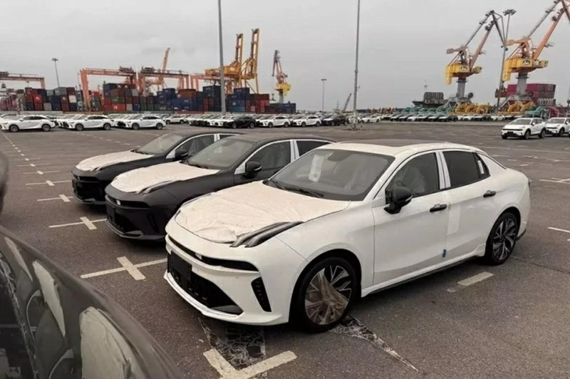 Lynk & Co 03 hứa hẹn mang đến làn gió mới cho phân khúc sedan hạng C với mức giá tiếp cận.