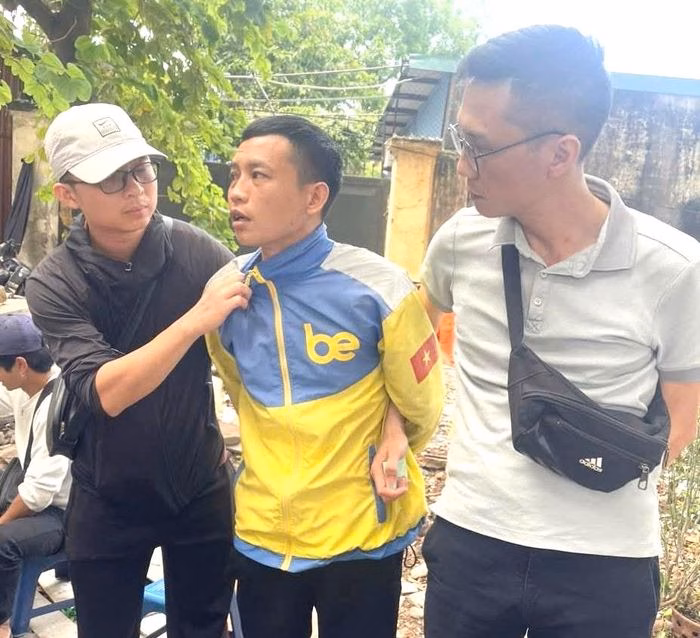 Đối tượng Nguyễn Quang Thoại bị bắt giữ khi đang lẩn trốn tại Hà Nội.