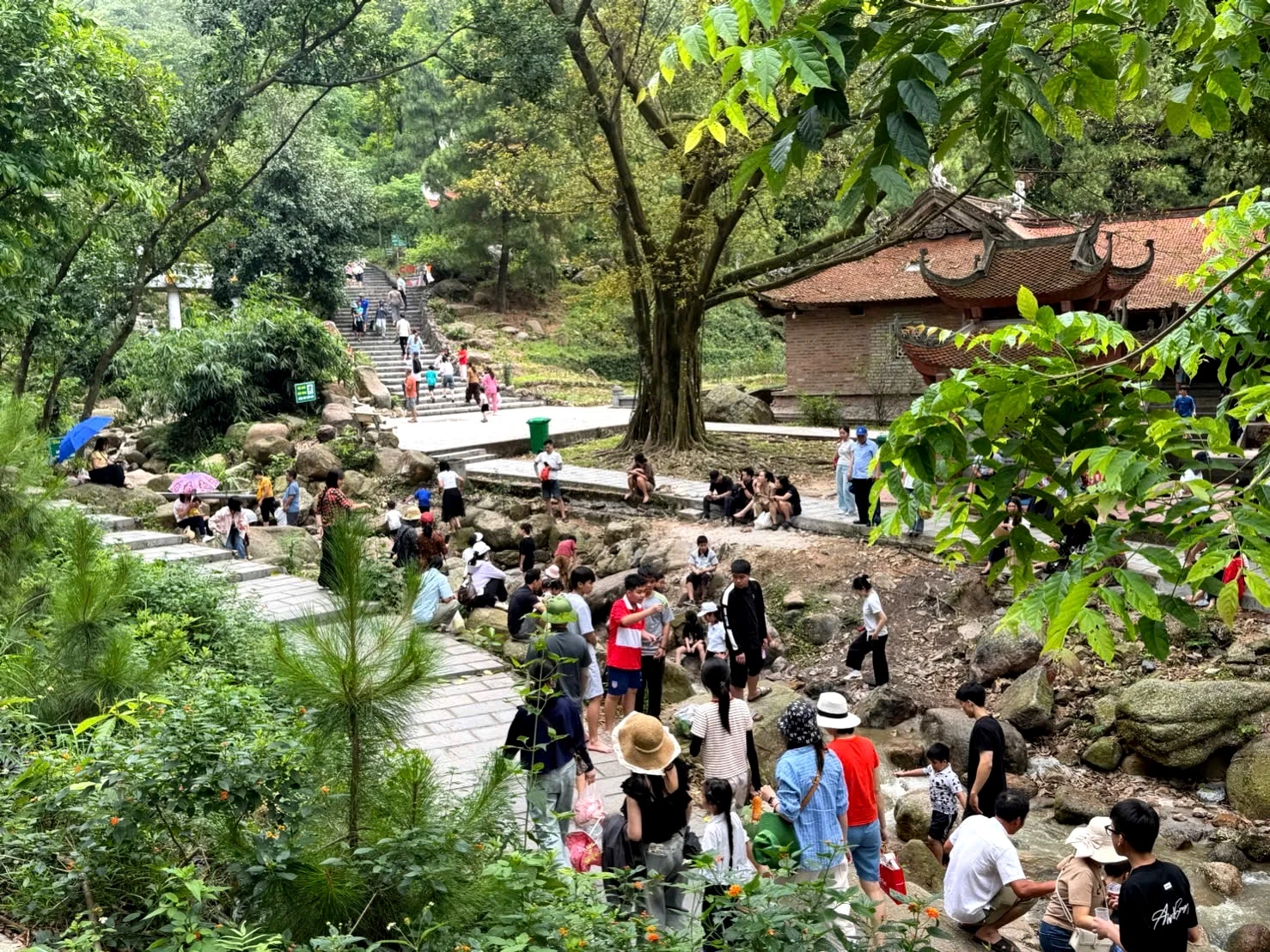 Việc mở rộng các điểm đến vệ tinh giúp nâng cao trải nghiệm tổng thể và giảm áp lực cho trung tâm