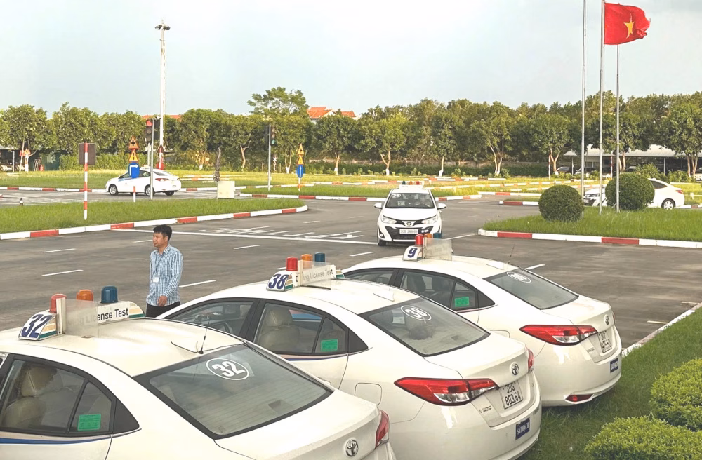 Xe tập lái phải sử dụng loại xe tương ứng với từng hạng đào tạo để đảm bảo chất lượng sát hạch